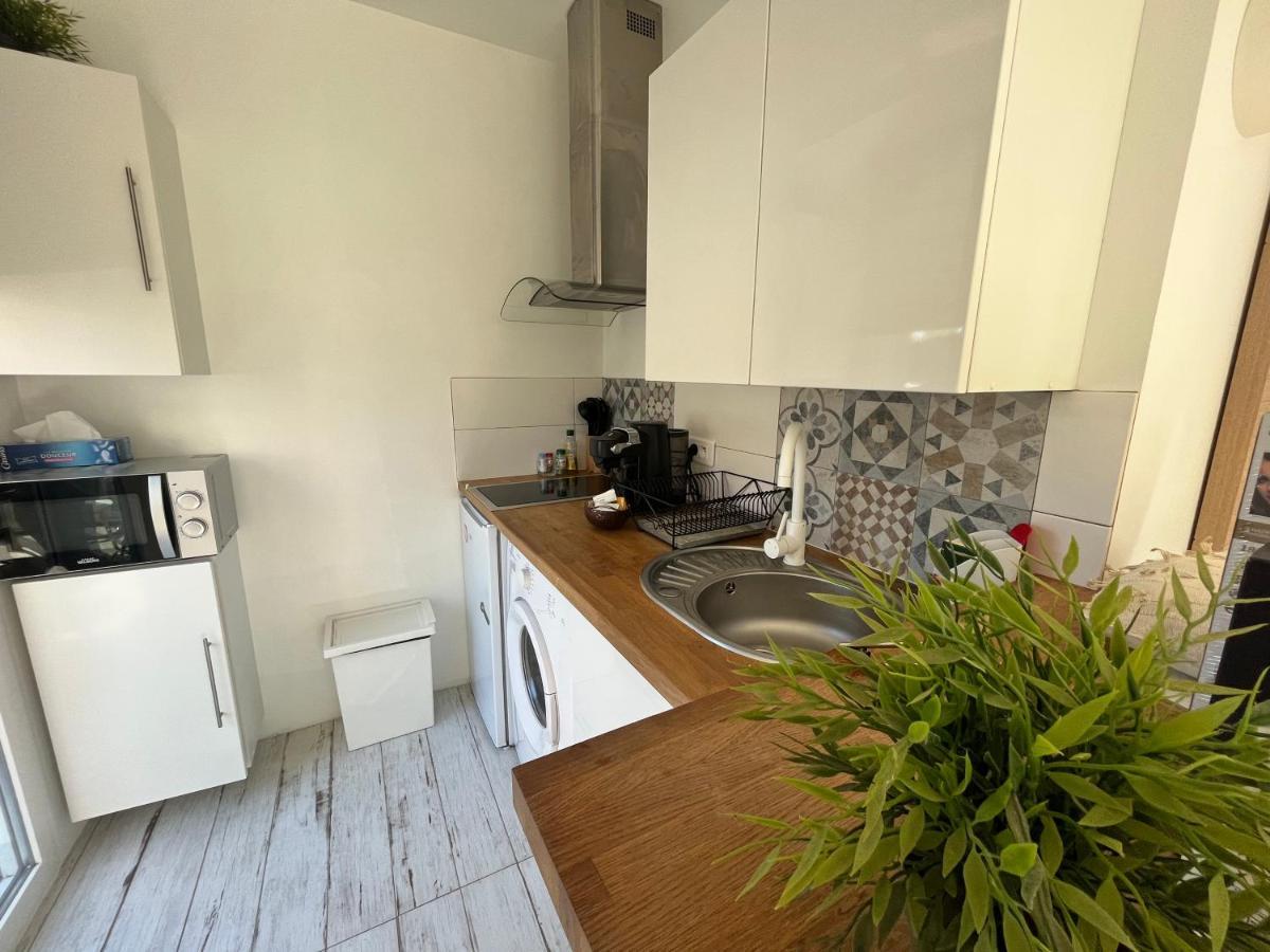 Studio Proche De La Plage De L'Almanarre Hyères Buitenkant foto